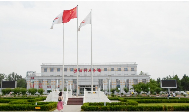 ������Уҵ���¥